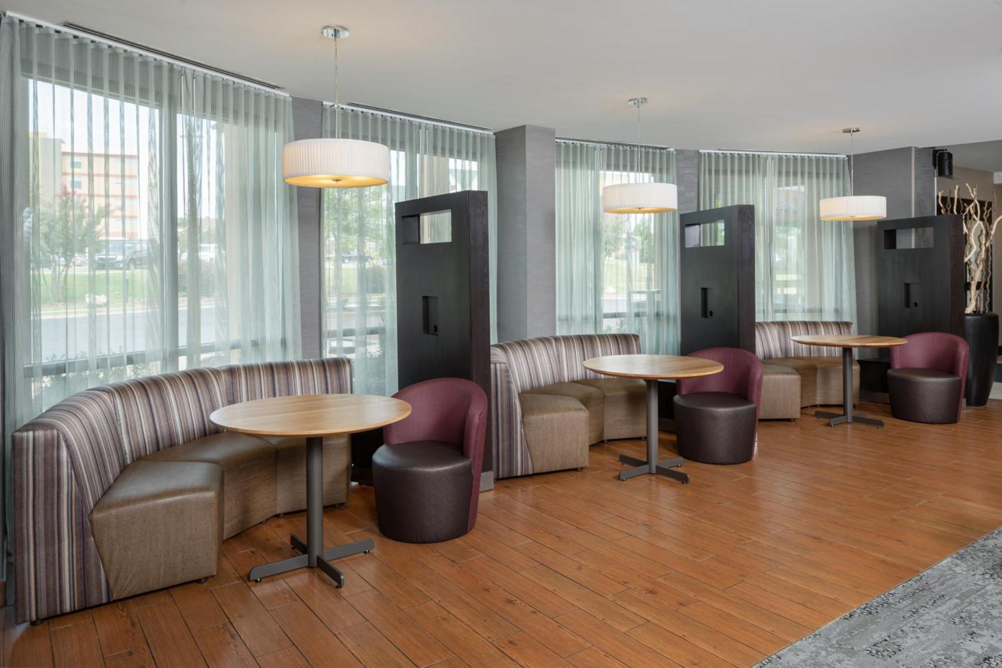 Hotel Courtyard By Marriott Anniston