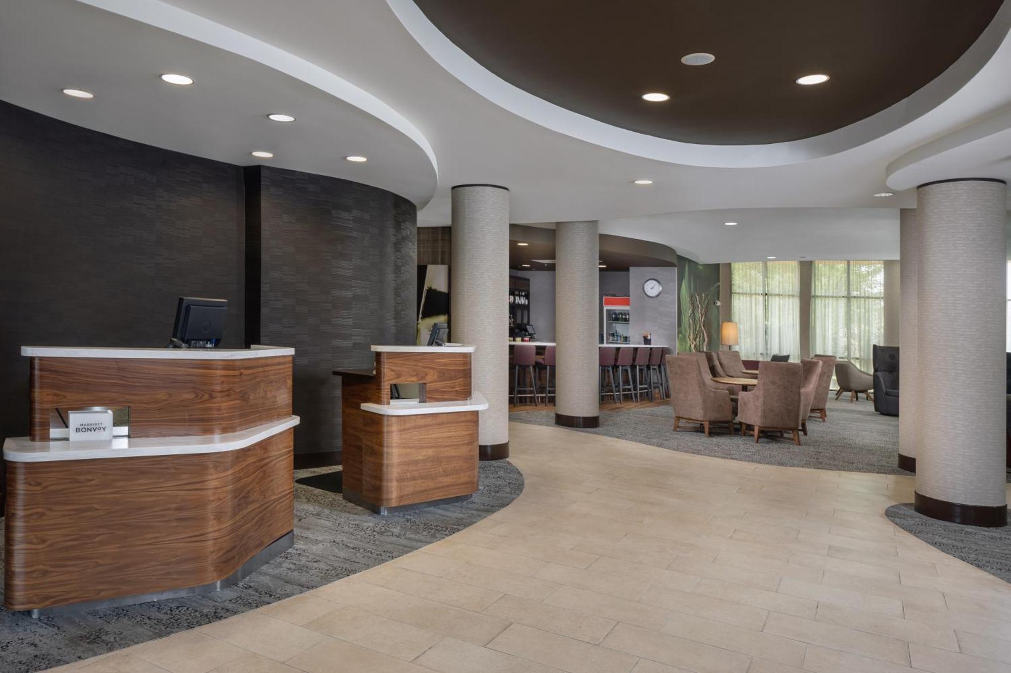 Courtyard By Marriott Anniston Hotel Oxford