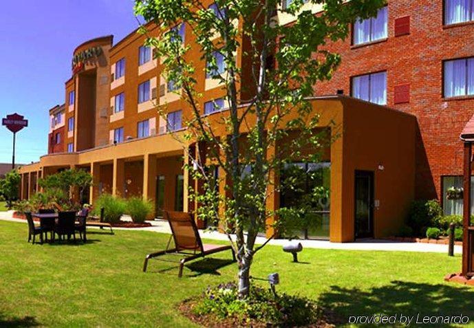 Courtyard By Marriott Anniston Oxford