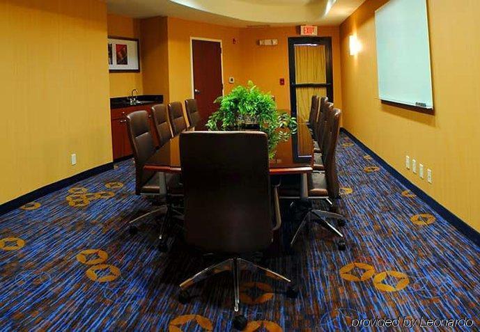 Courtyard By Marriott Anniston 3*